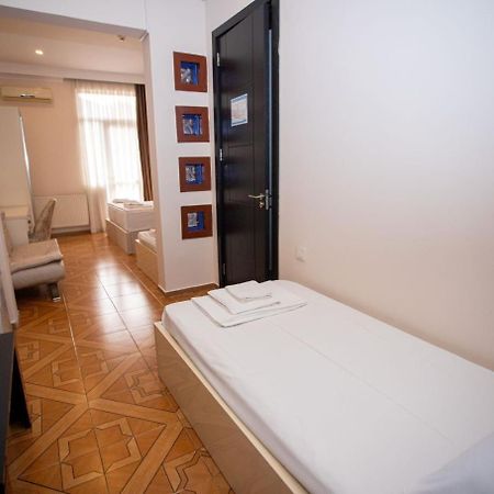Irise Hotel Batumi Eksteriør billede