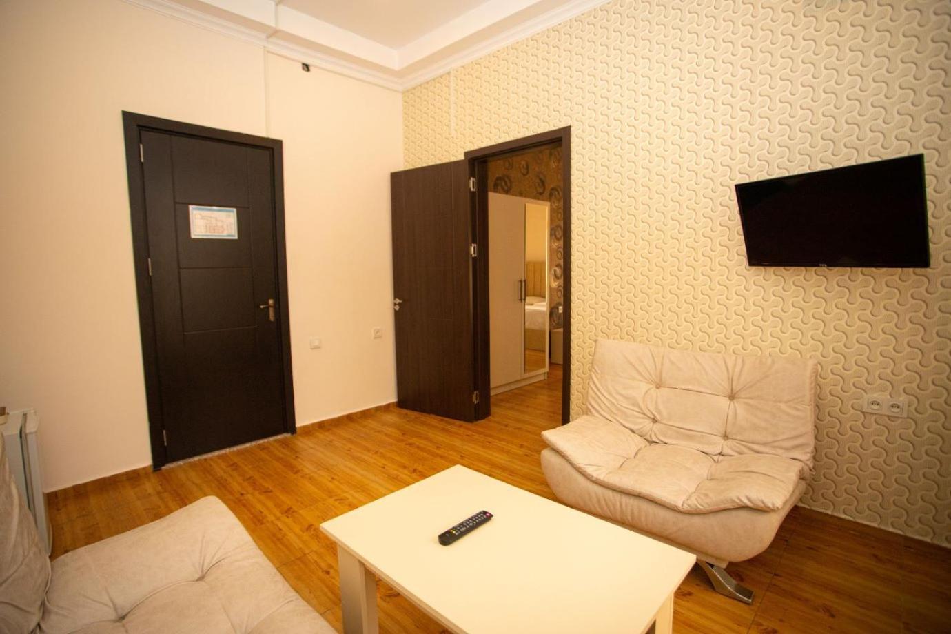 Irise Hotel Batumi Eksteriør billede