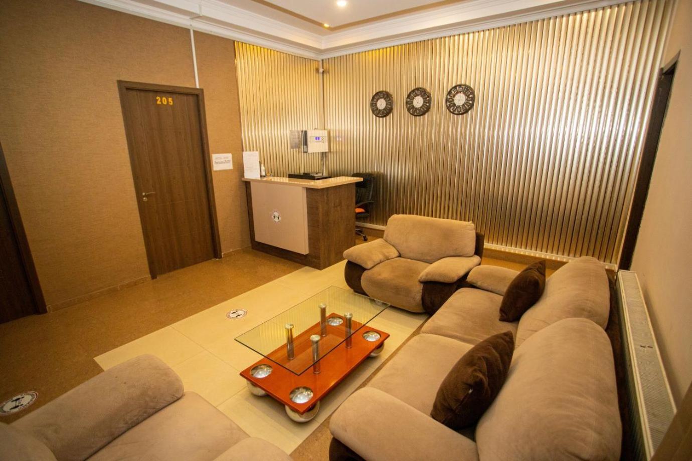 Irise Hotel Batumi Eksteriør billede