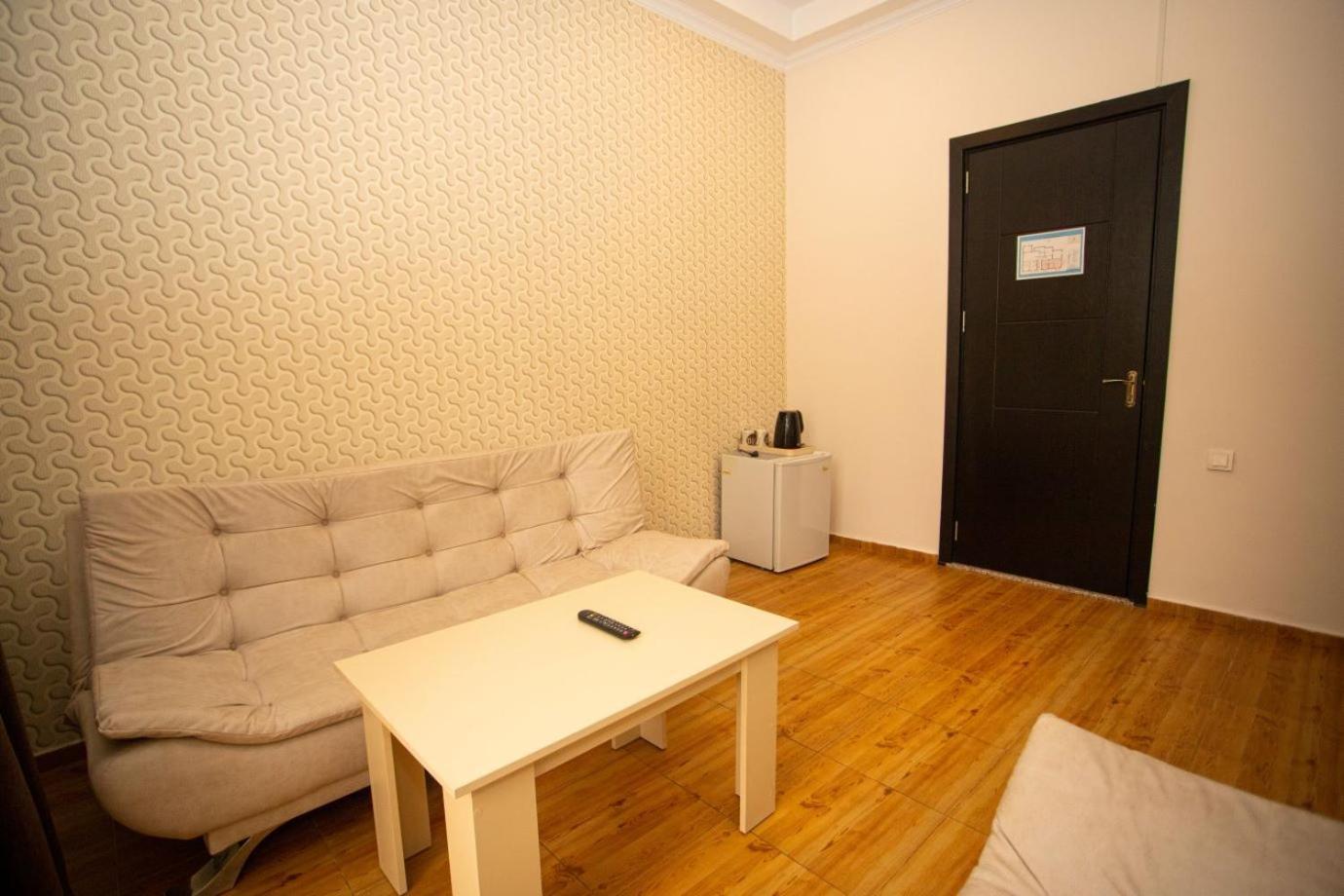 Irise Hotel Batumi Eksteriør billede